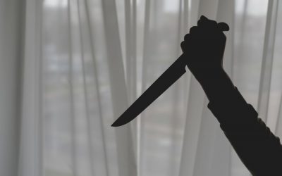 Rêver d’être poignardé : quelles significations ?